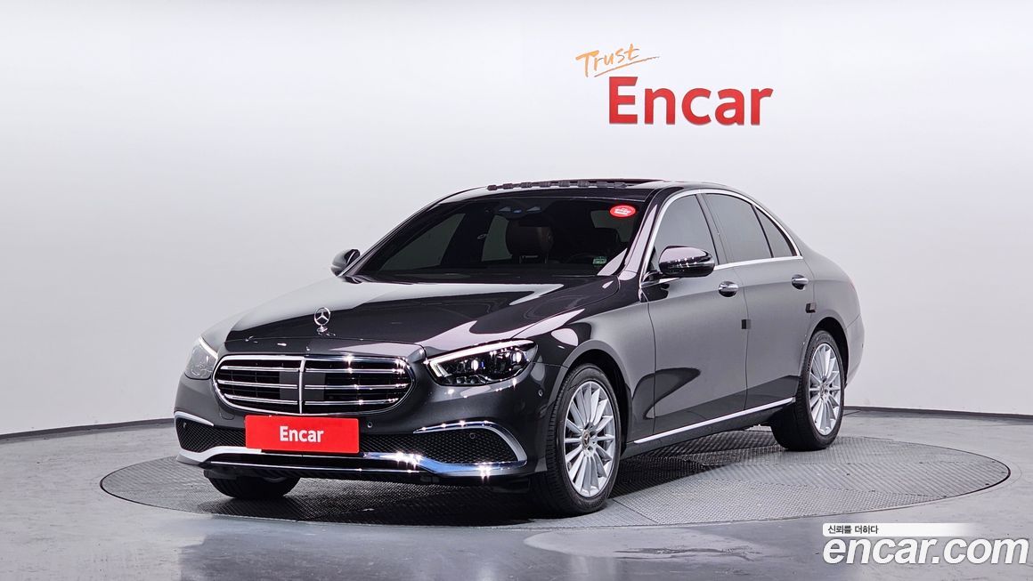 Mercedes-Benz E-Class 2021