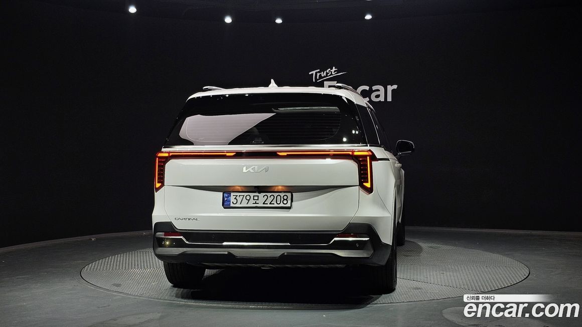 Kia Canival 2024