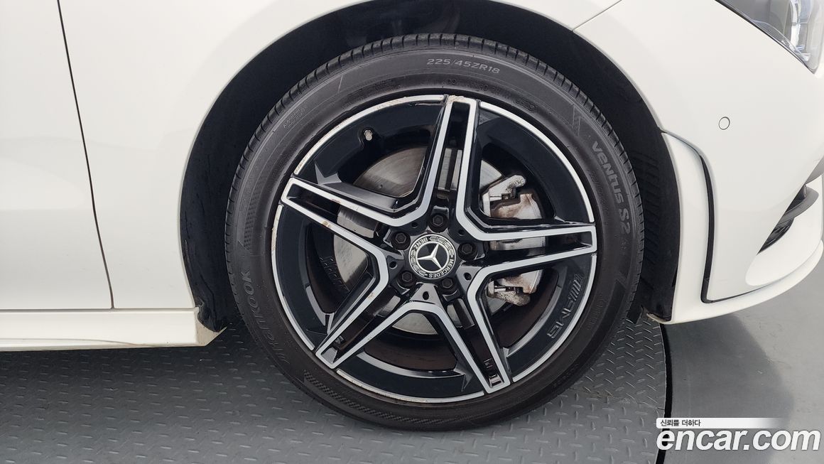 Mercedes-Benz CLA-Class 2023