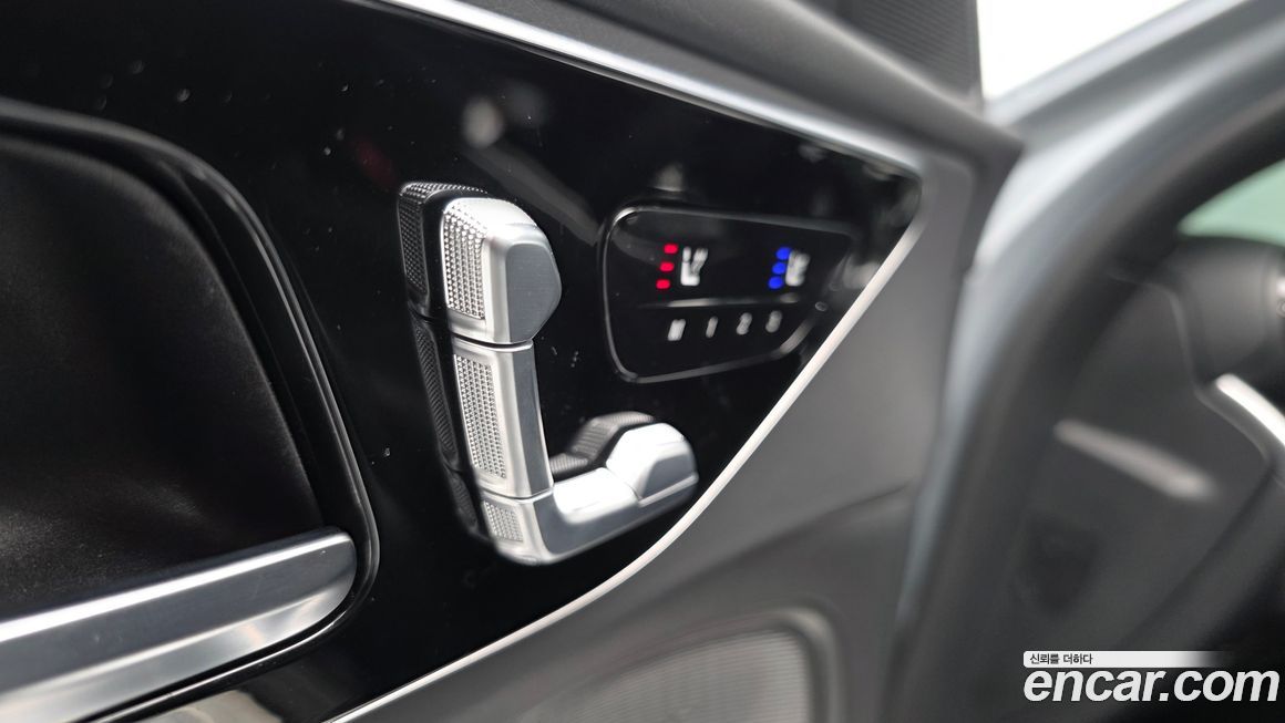 Mercedes-Benz C-Class 2022