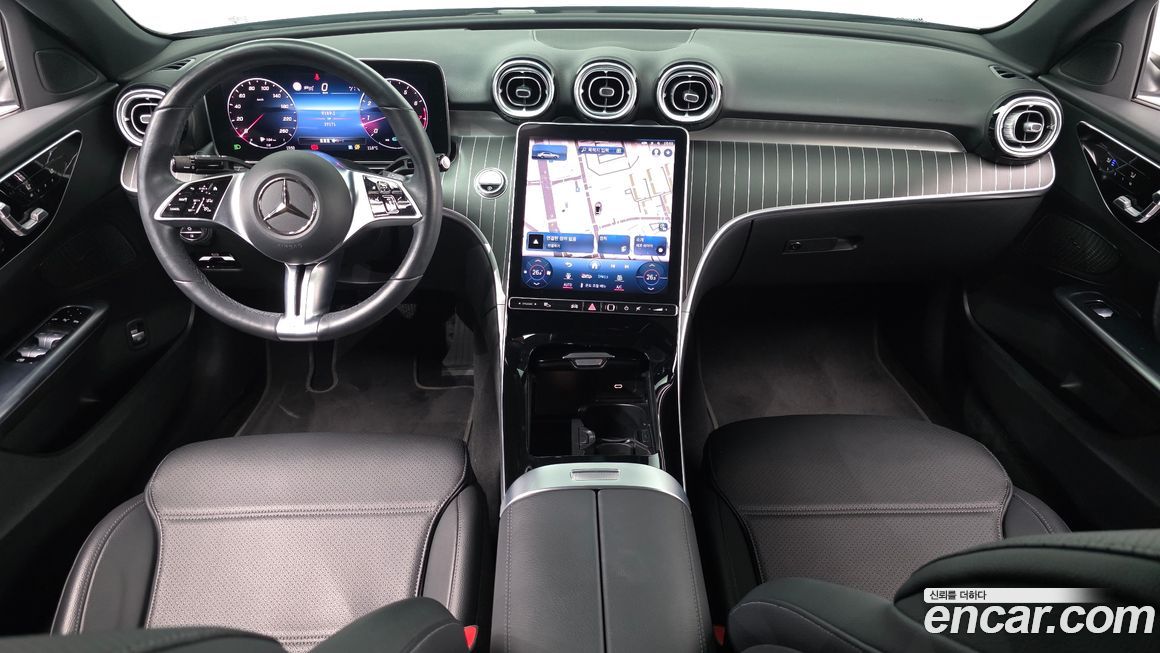 Mercedes-Benz C-Class 2022