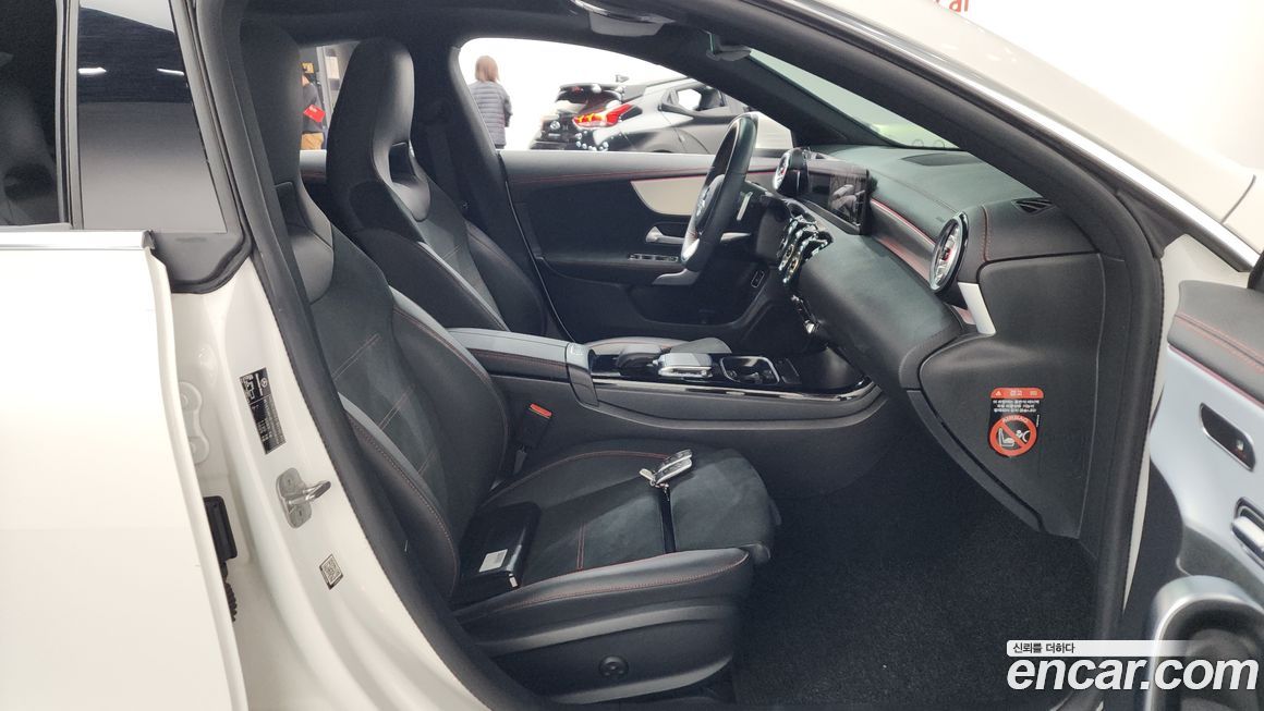 Mercedes-Benz CLA-Class 2023