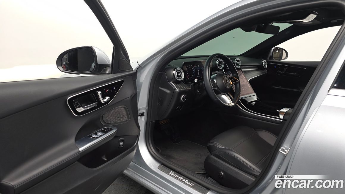 Mercedes-Benz C-Class 2022