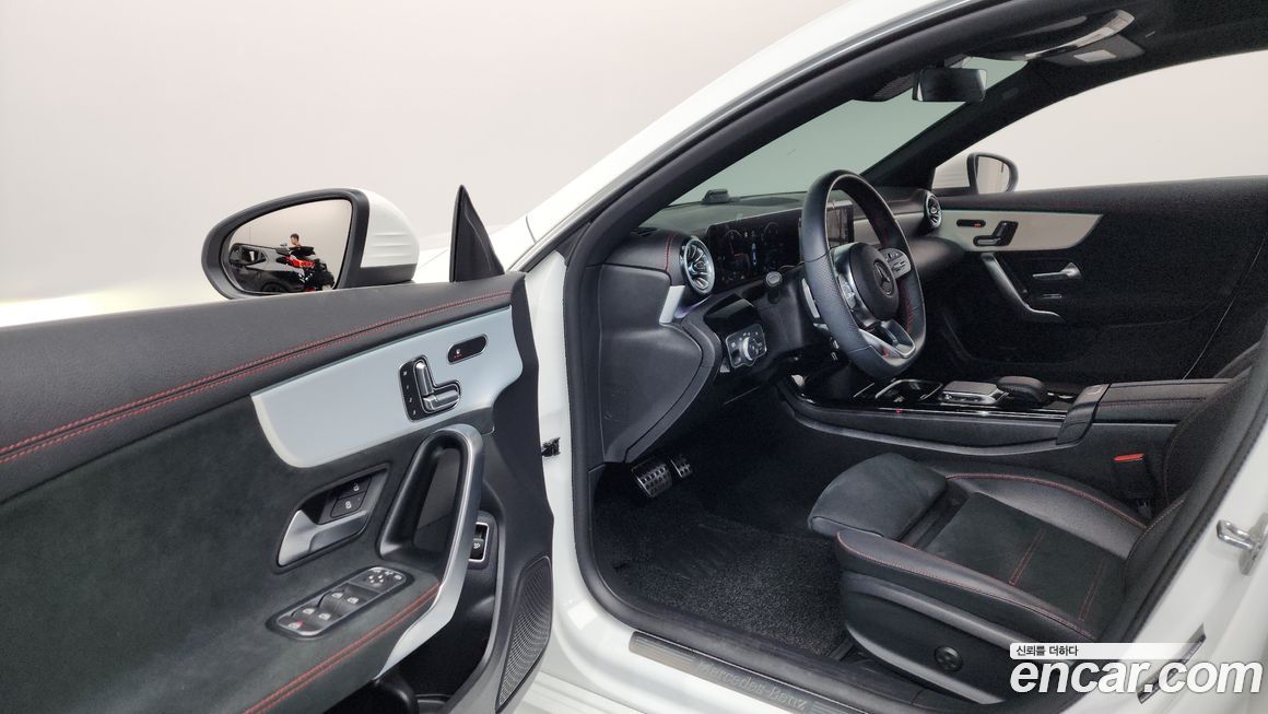 Mercedes-Benz CLA-Class 2023