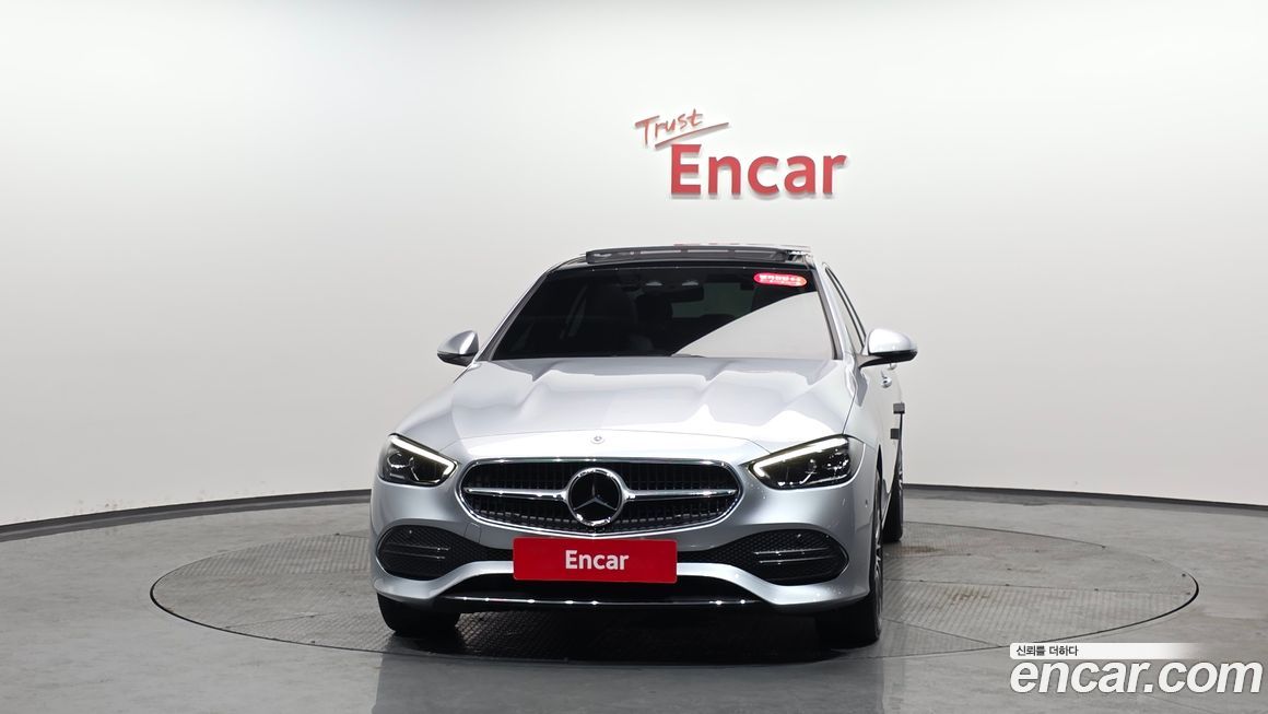 Mercedes-Benz C-Class 2022