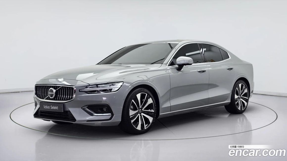 Volvo S60 2024