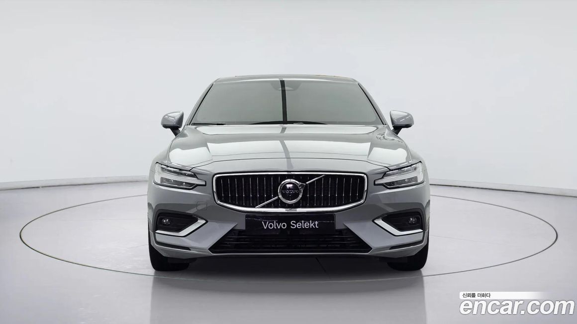 Volvo S60 2024