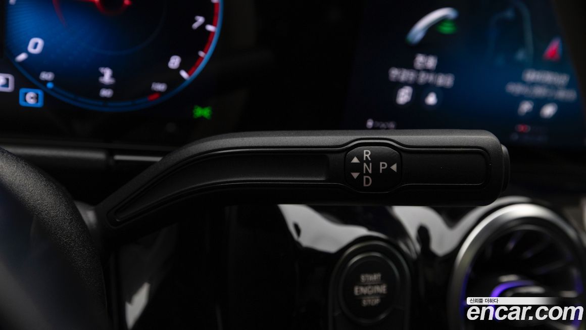 Mercedes-Benz GLA-Class 2023