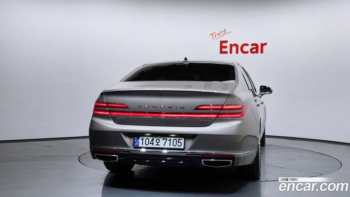 Genesis G90 2021