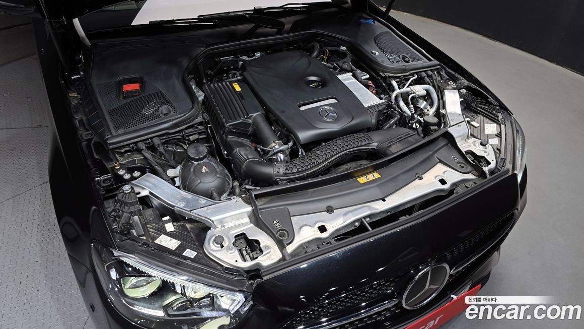 Mercedes-Benz E-Class 2023