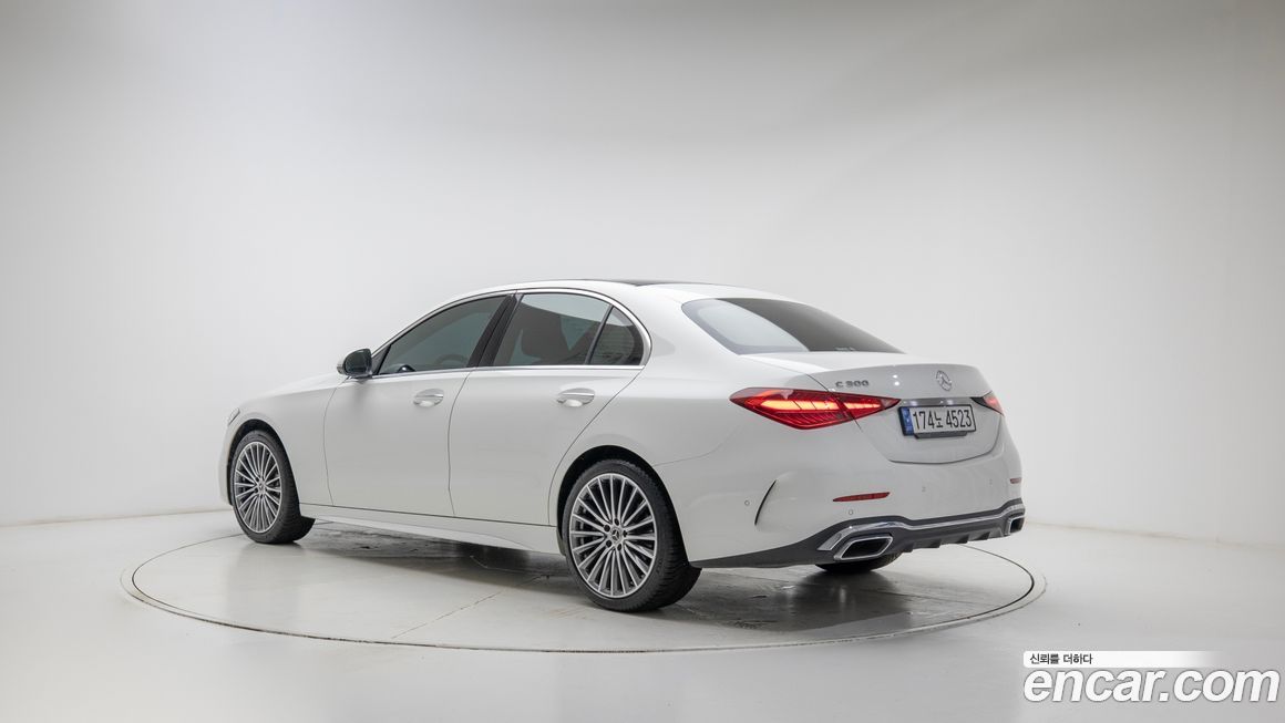Mercedes-Benz C-Class 2022