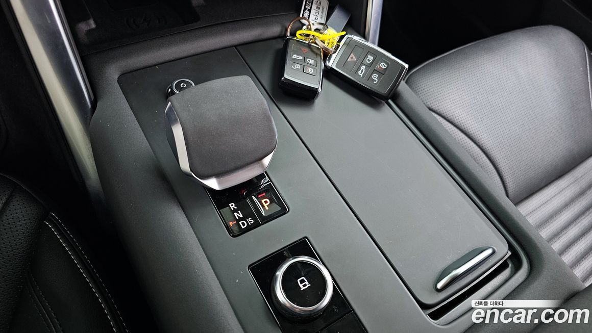 Land Rover Discovery 2022