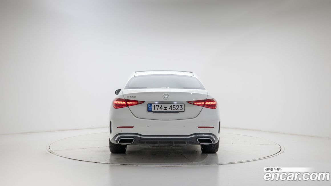 Mercedes-Benz C-Class 2022