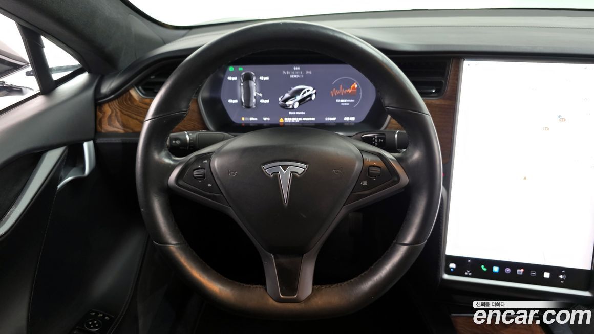 Tesla Model S 2019
