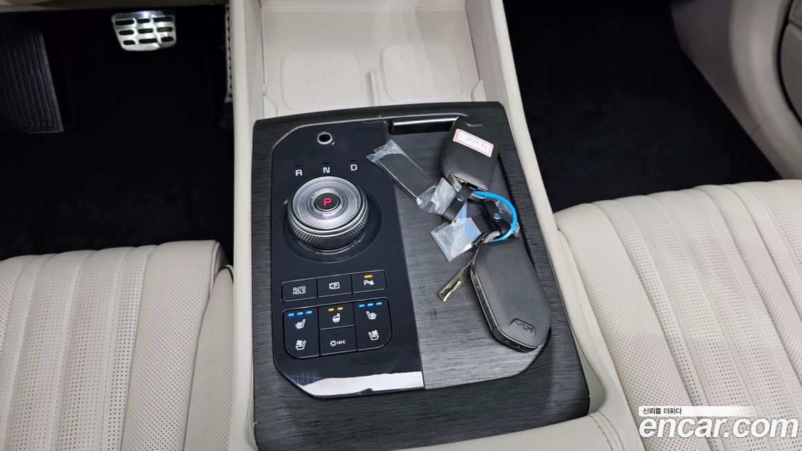 Kia K8 2025