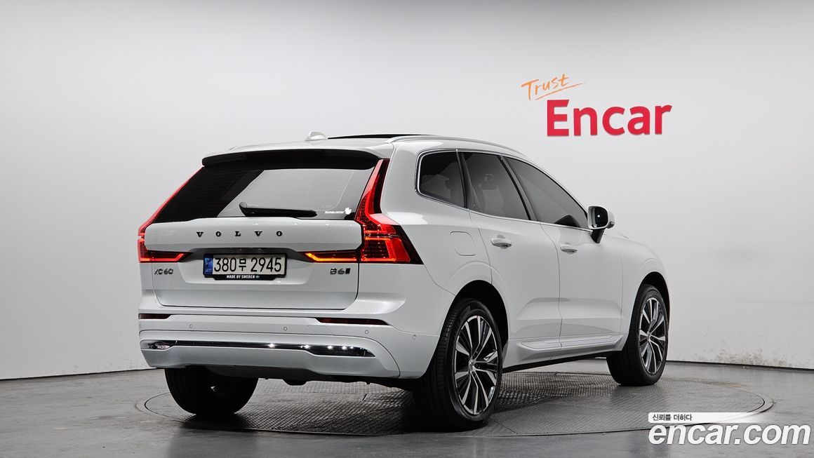 Volvo XC60 2022
