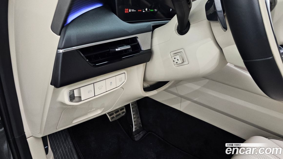 Kia K8 2025