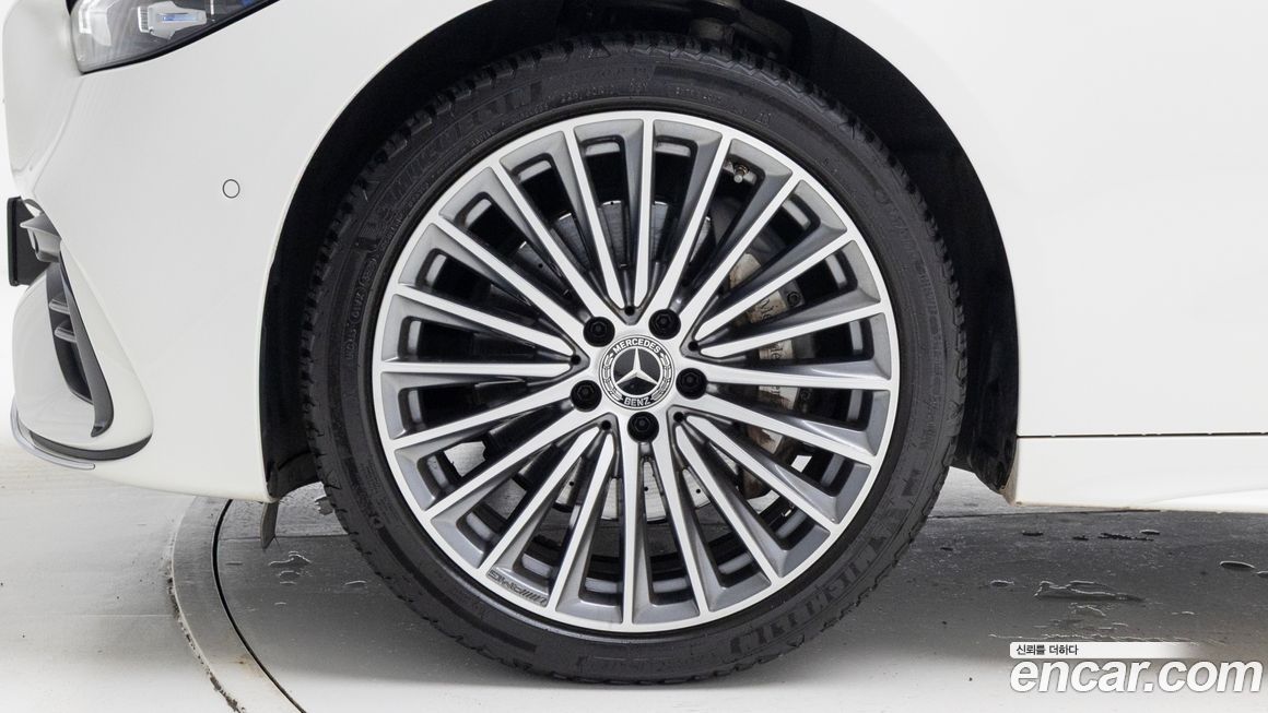 Mercedes-Benz C-Class 2022