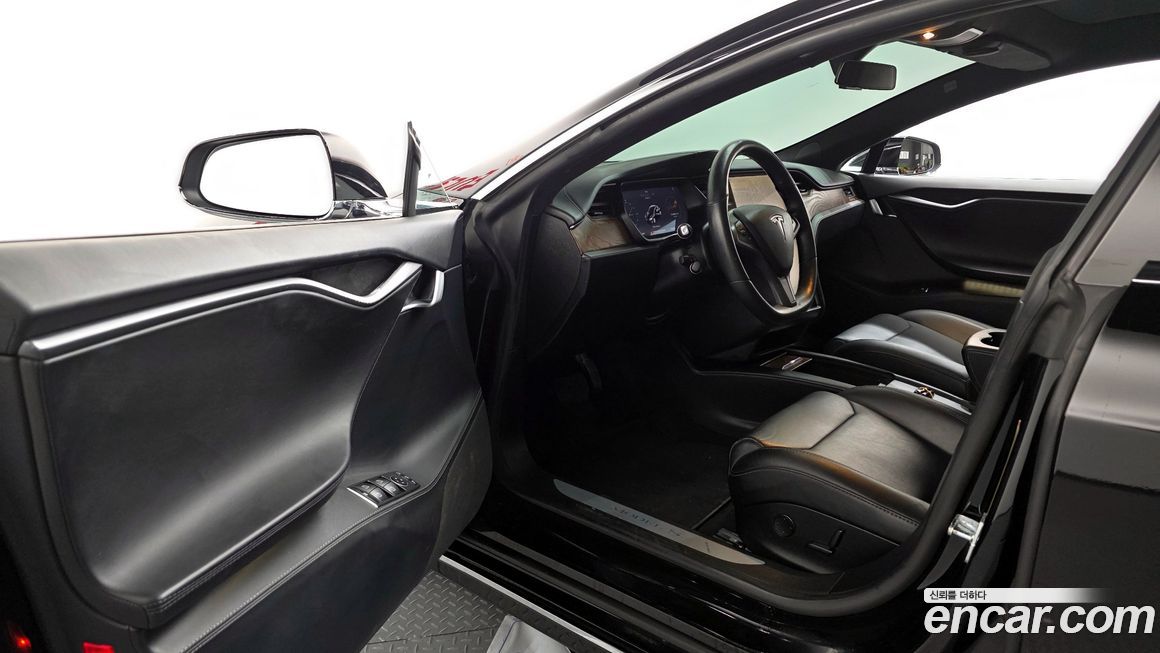 Tesla Model S 2019