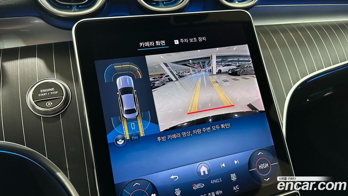 Mercedes-Benz C-Class 2025