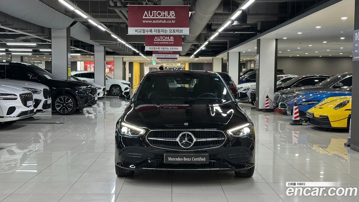 Mercedes-Benz C-Class 2025