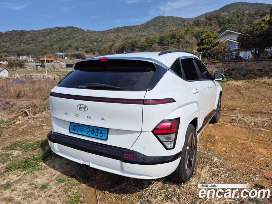 Hyundai Kona 2025