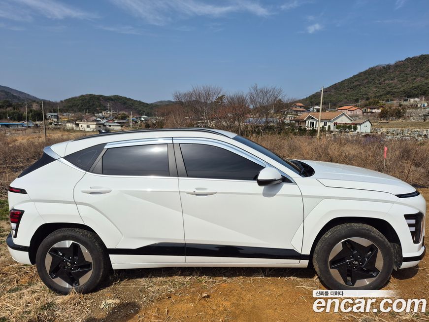 Hyundai Kona 2025
