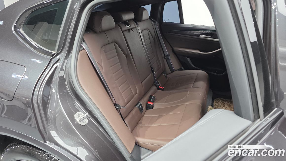 BMW X4 2023