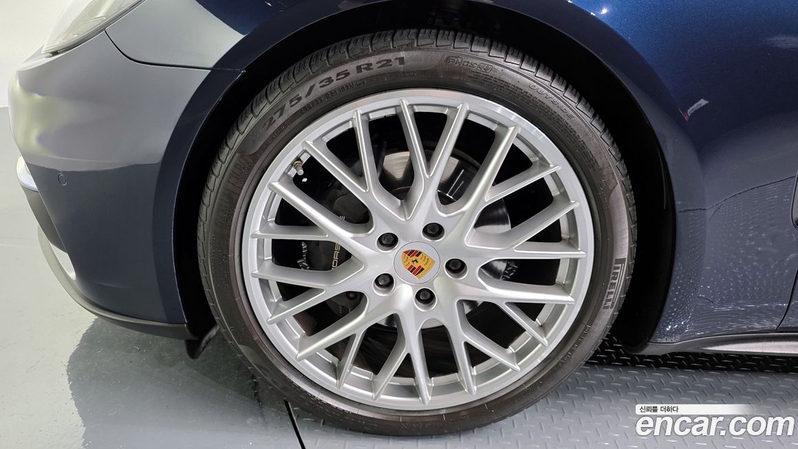 Porsche Panamera 2018