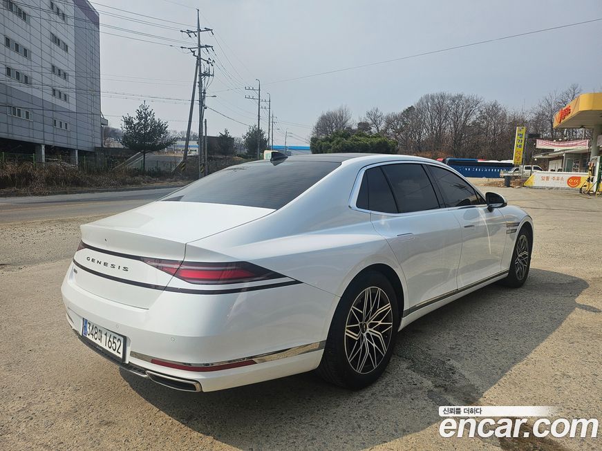 Genesis G90 2023