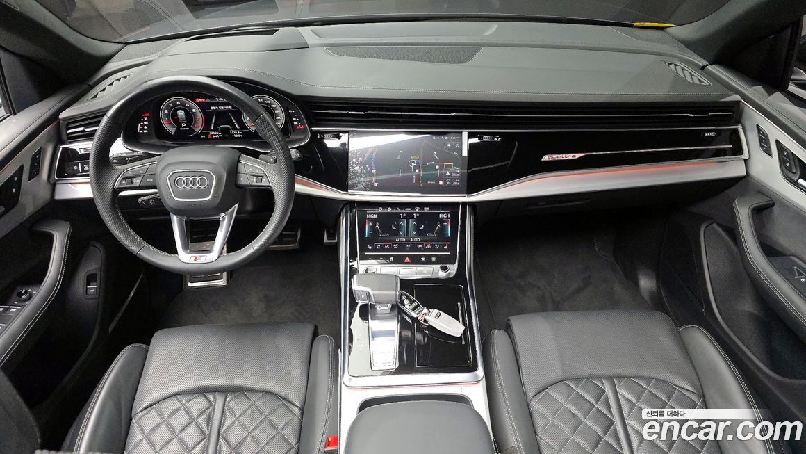 Audi Q8 2023