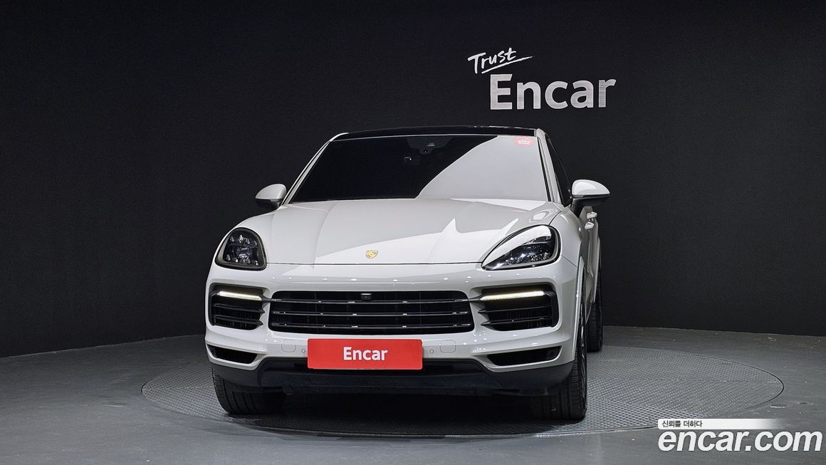 Porsche Cayenne 2021