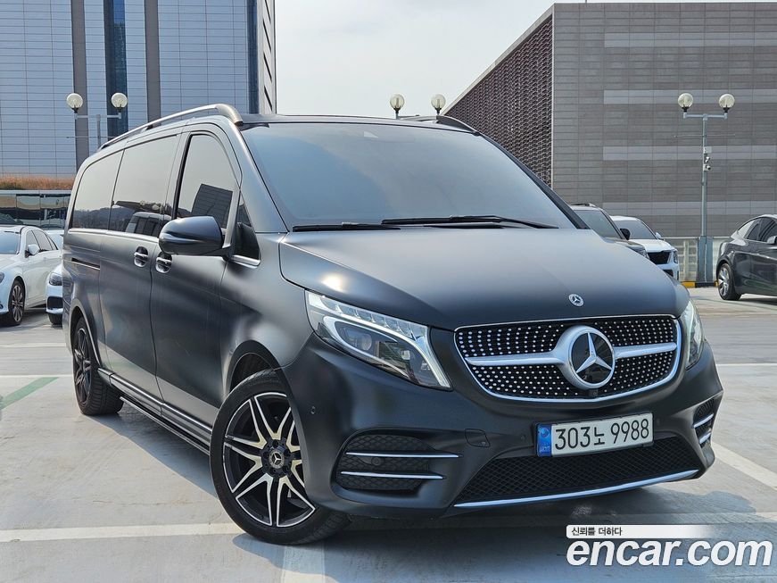 Mercedes-Benz V-Class 2022