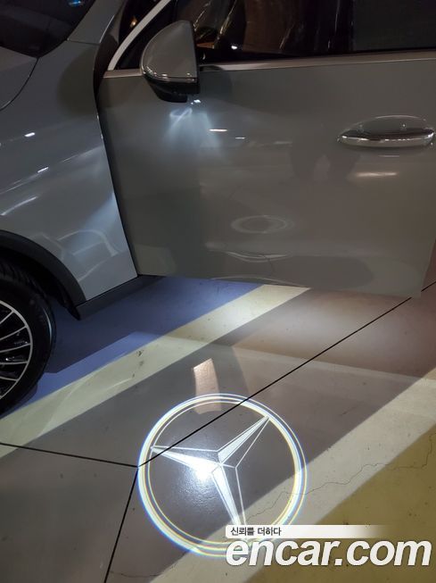 Mercedes-Benz GLC-Class 2026