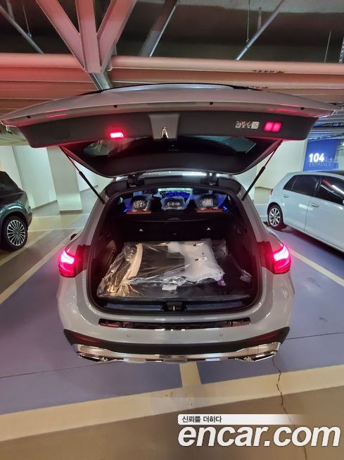 Mercedes-Benz GLC-Class 2026