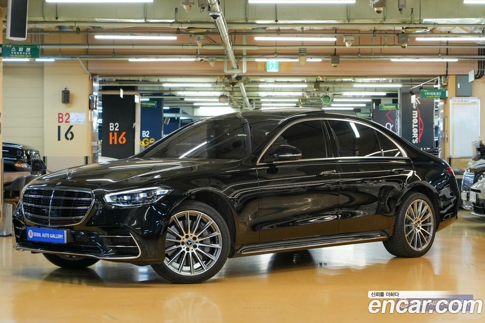 Mercedes-Benz S-Class 2021