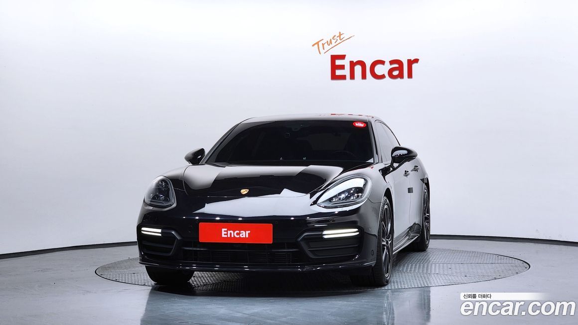 Porsche Panamera 2020