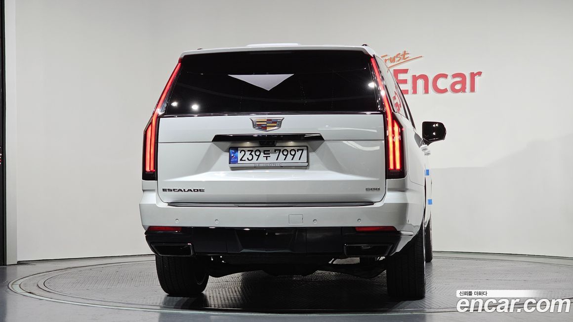 Cadillac Escalade 2025