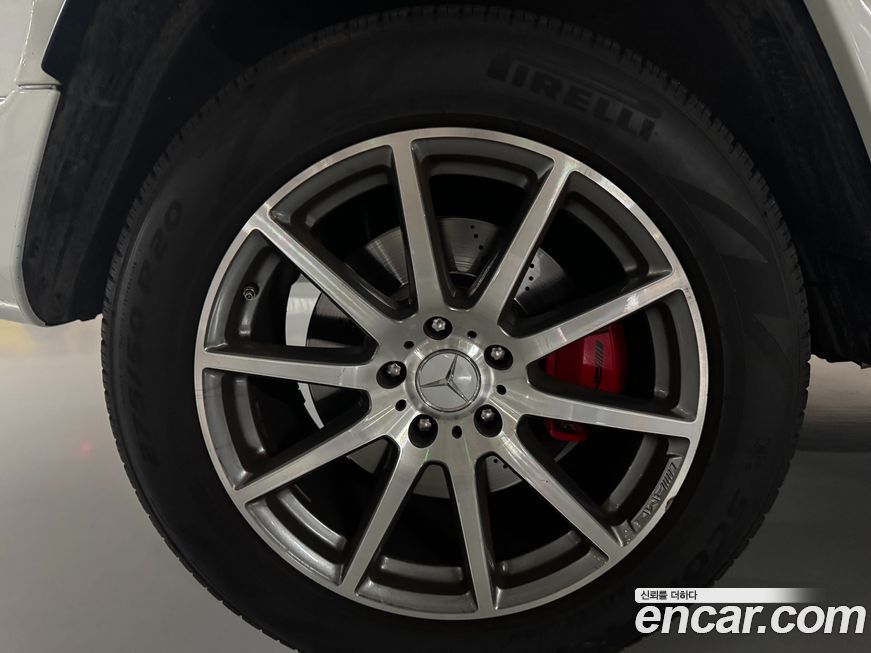 Mercedes-Benz G-Class 2021