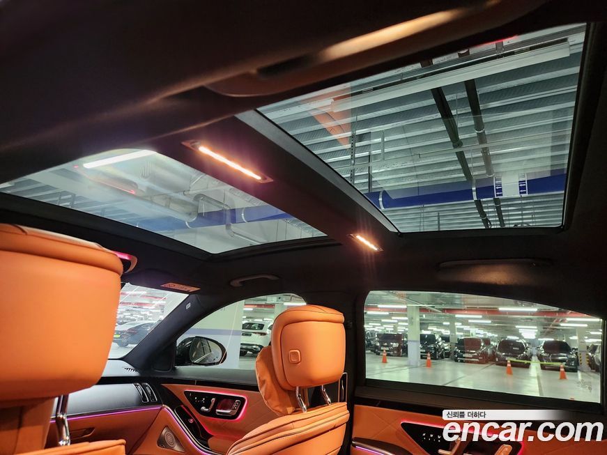 Mercedes-Benz S-Class 2025