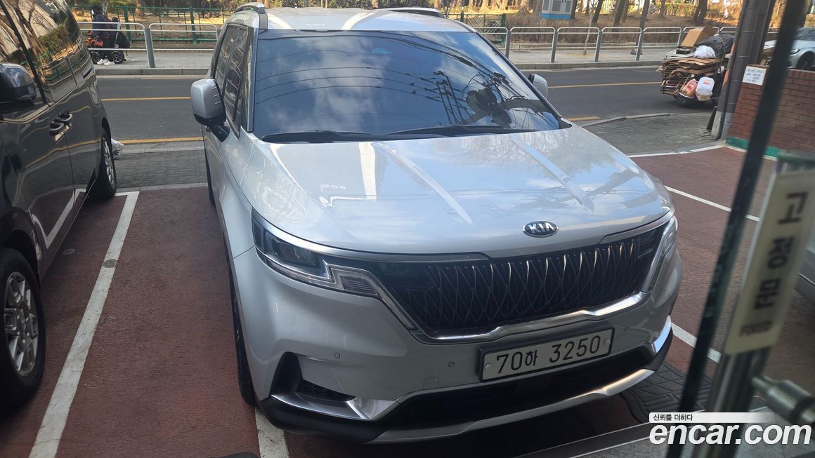Kia Canival 2021