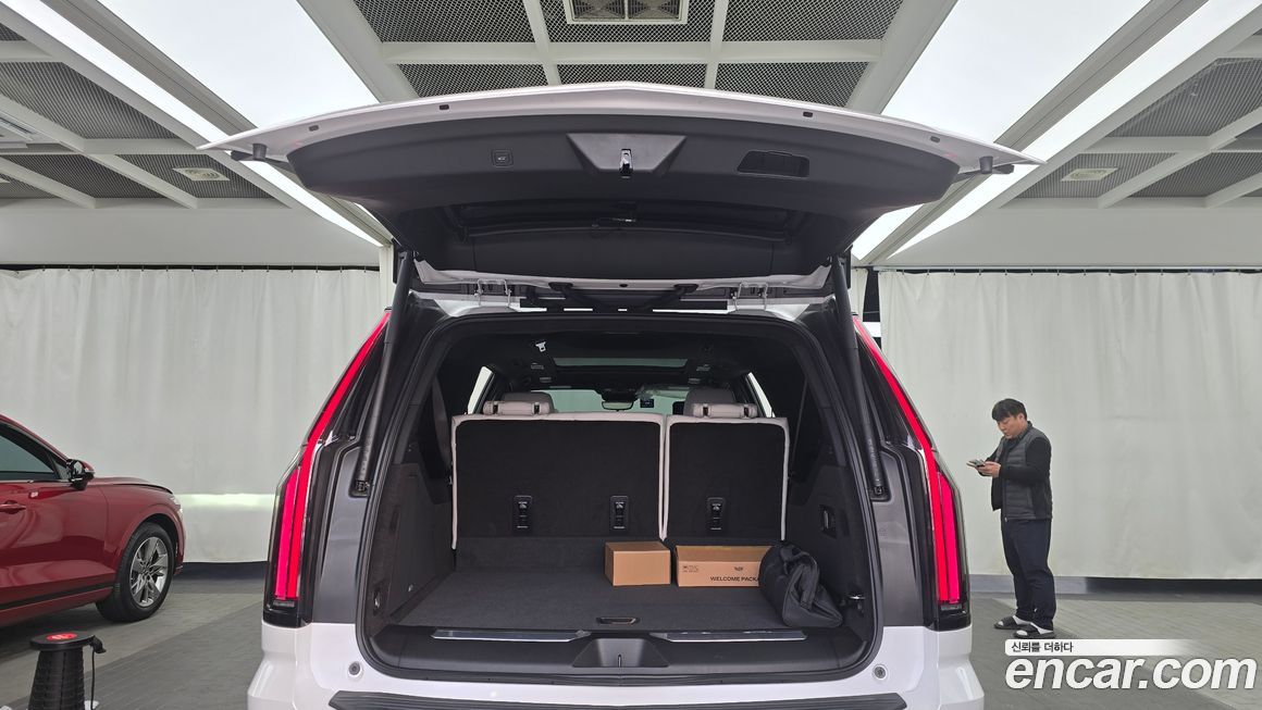 Cadillac Escalade 2025