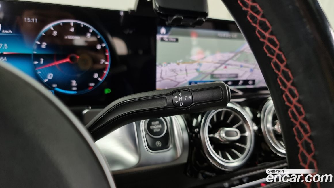 Mercedes-Benz GLB-Class 2021