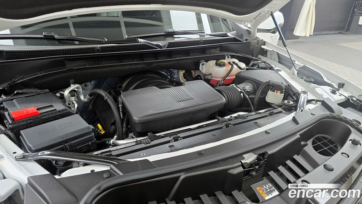 Cadillac Escalade 2025