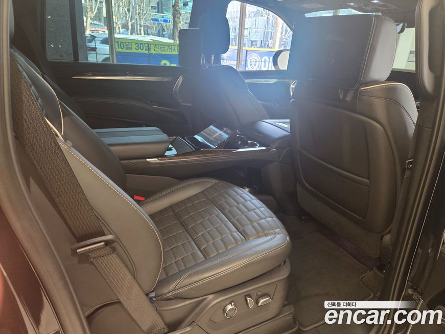 Cadillac Escalade 2025