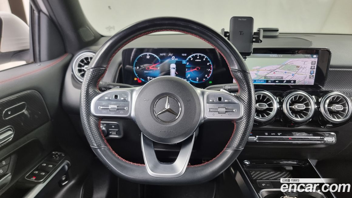 Mercedes-Benz GLB-Class 2021