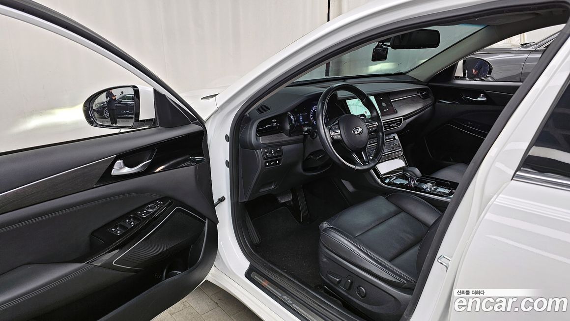 Kia K7 2021