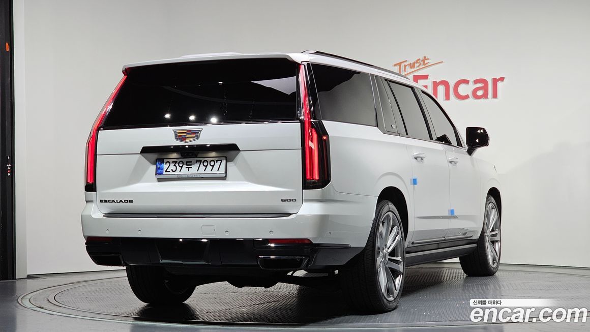 Cadillac Escalade 2025