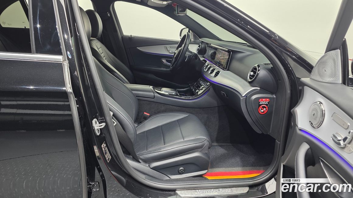 Mercedes-Benz E-Class 2021