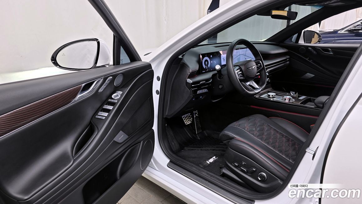 Genesis G80 2025